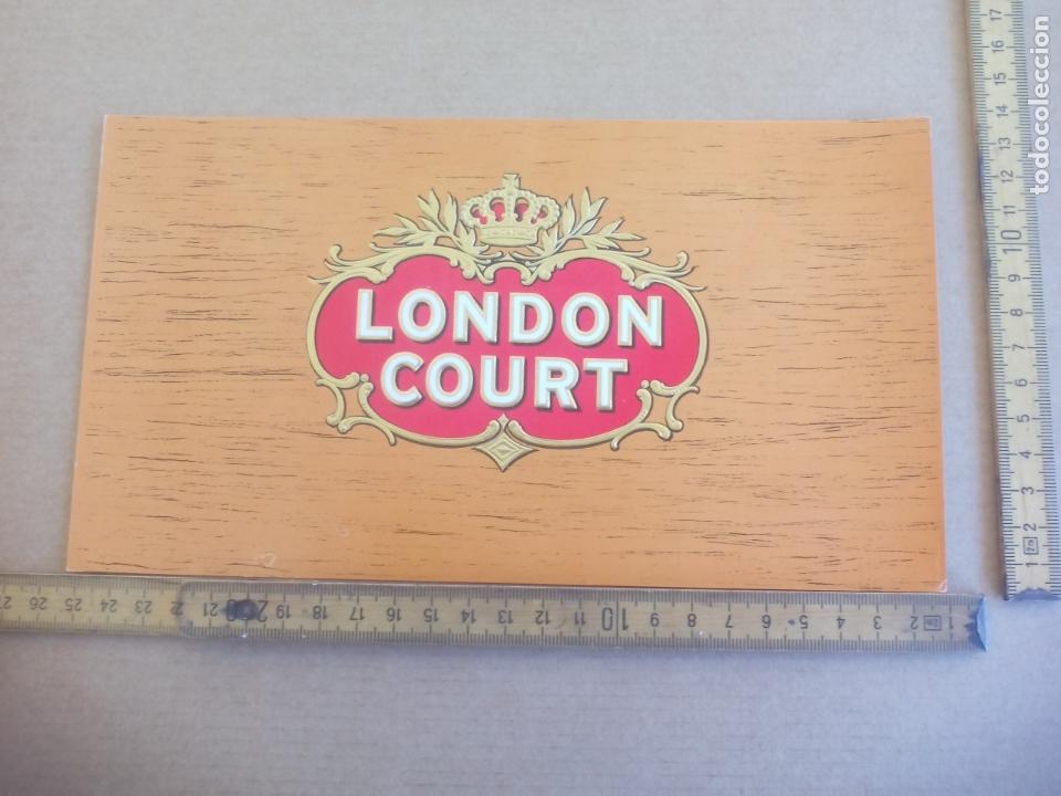 Etiquetas antiguas: LONDON COURT. ANTIGUA ETIQUETA DE CAJA DE PUROS CIGARROS Cigar Box Label VITOLA