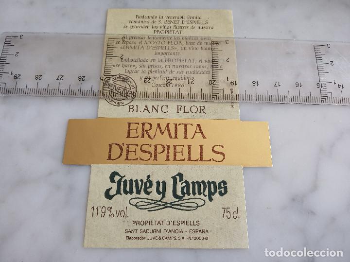 Etiquetas antiguas: etiqueta de vino juv&eacute; y camps blanc flor ermita d'espiells