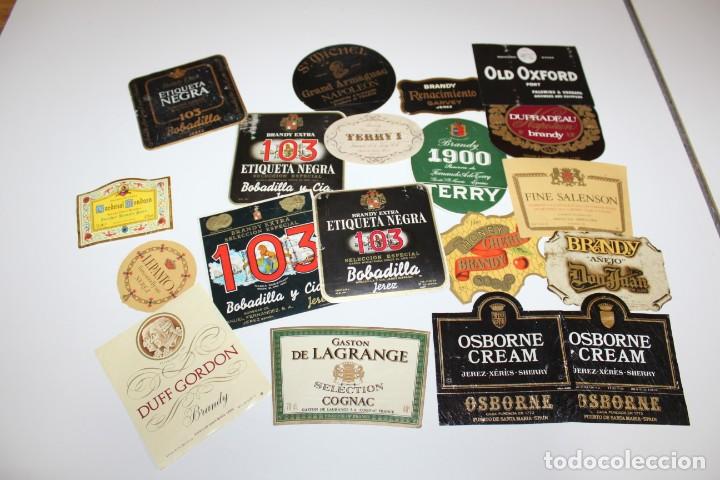 Etiquetas antiguas: LOTE 54 ETIQUETAS ANTIGUAS BRANDY - CONAC - Foto 3