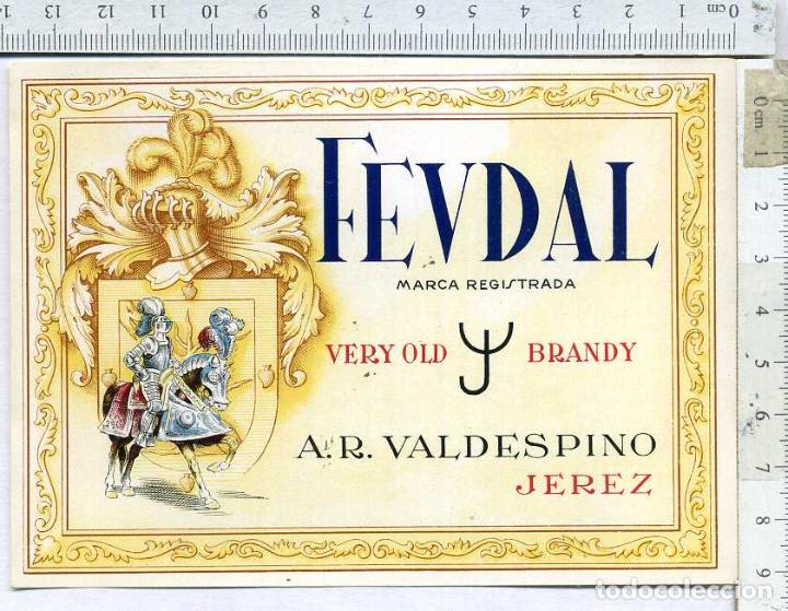 Etiquetas antiguas: ETIQUETA BRANDY FEUDAL A.R VALDESPINO - Foto 1