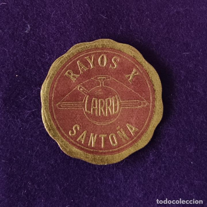 Etiquetas antiguas: ETIQUETA DE RAYOS X LARRU. ORIGINAL DE EPOCA. SANTO&Ntilde;A (CANTABRIA). 1920-40.