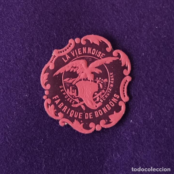 Alte Etiketten: ETIQUETA DE CHOCOLATE PASTELERIA. LA VIENNOISE FABRIQUE DE BOMBONS. ORIGINAL DE EPOCA. 1920-40.