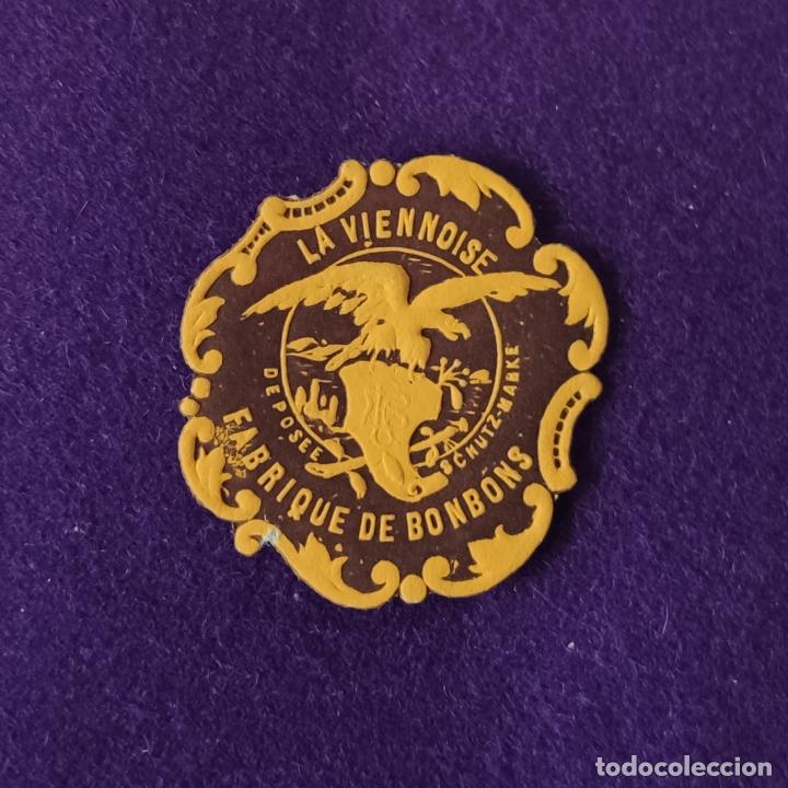 Alte Etiketten: ETIQUETA DE CHOCOLATE PASTELERIA. LA VIENNOISE FABRIQUE DE BOMBONS. ORIGINAL DE EPOCA. 1920-40.
