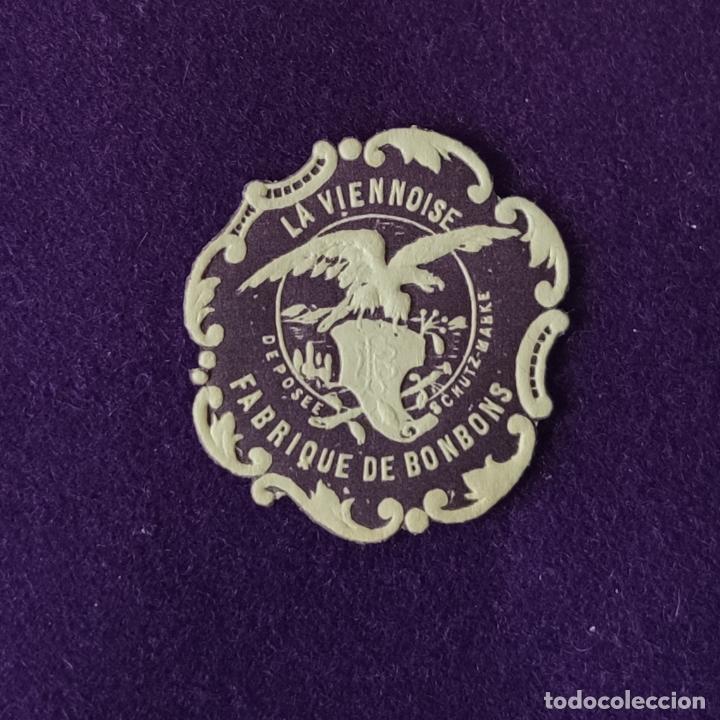 Alte Etiketten: ETIQUETA DE CHOCOLATE PASTELERIA. LA VIENNOISE FABRIQUE DE BOMBONS. ORIGINAL DE EPOCA. 1920-40.