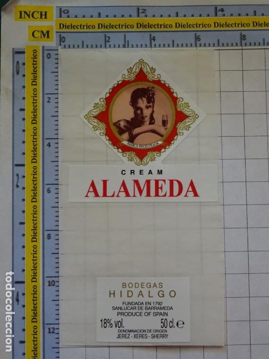 Old Labels: ETIQUETA DE BEBIDAS. VINOS LICORES. CREAM ALAMEDA BODEGAS HIDALGO . 184