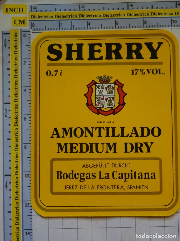 Old Labels: ETIQUETA DE BEBIDAS. VINOS LICORES. AMONTILLADO MEDIUM DRY BODEGAS LA CAPITANA. ALEMANIA . 190