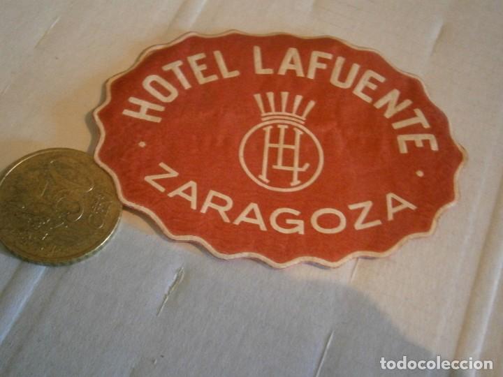 Etiquetas antiguas: ETIQUETA DE ZARAGOZA A&Ntilde;OS 30/40. HOTEL LA FUENTE