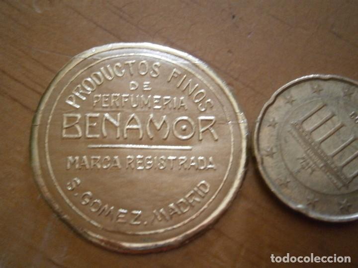 Etiquetas antiguas: ETIQUETA DE A&Ntilde;OS 30/40. PRODUCTOS FINOS DE PERFUMER&Iacute;A, BENAMOR. (MADRID)