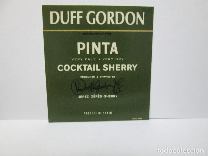 Etiquetas antiguas: ANTIGUA ETIQUETA DUFF GORDON PINTA