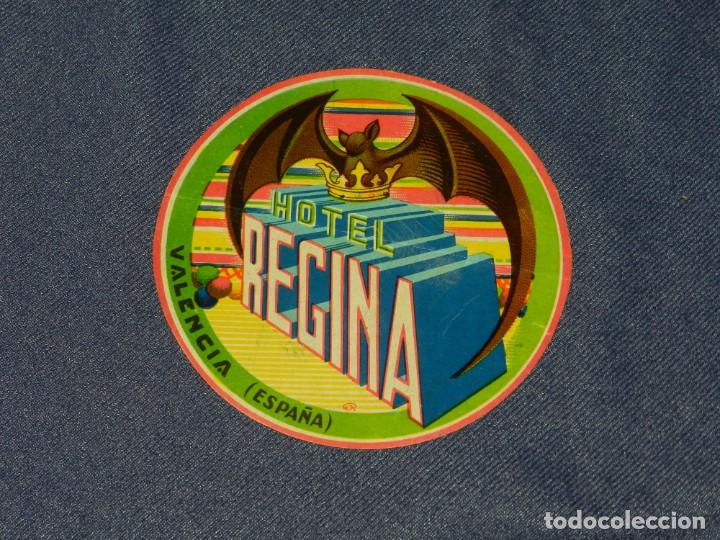 Etiquetas antiguas: ETIQUETA DE HOTEL - HOTEL REGINA VALENCIA, 11CM, SE&Ntilde;ALES DE USO