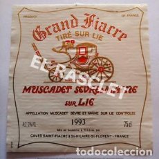 Etiquetas antiguas: ANTIGUA ETIQUETA DE VINO FRANCES - GRAND FIARRE - TIRE SUR LIE - 1993 -
