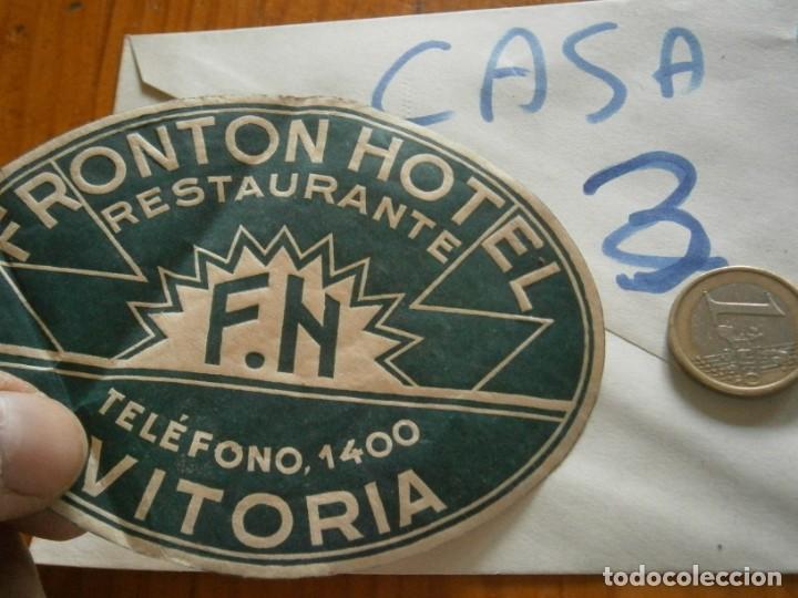 Etiquetas antiguas: ETIQUETA A&Ntilde;OS 30/40, FRONTON HOTEL RESTAURANTES (VITORIA)