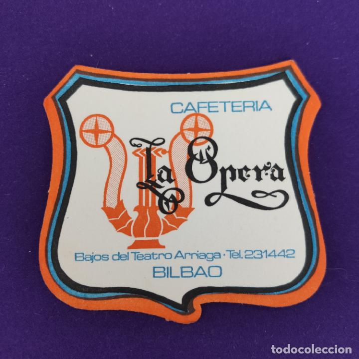 Etiquetas antiguas: POSAVASOS DE BILBAO (VIZCAYA). CAFETERIA LA OPERA. - Foto 1