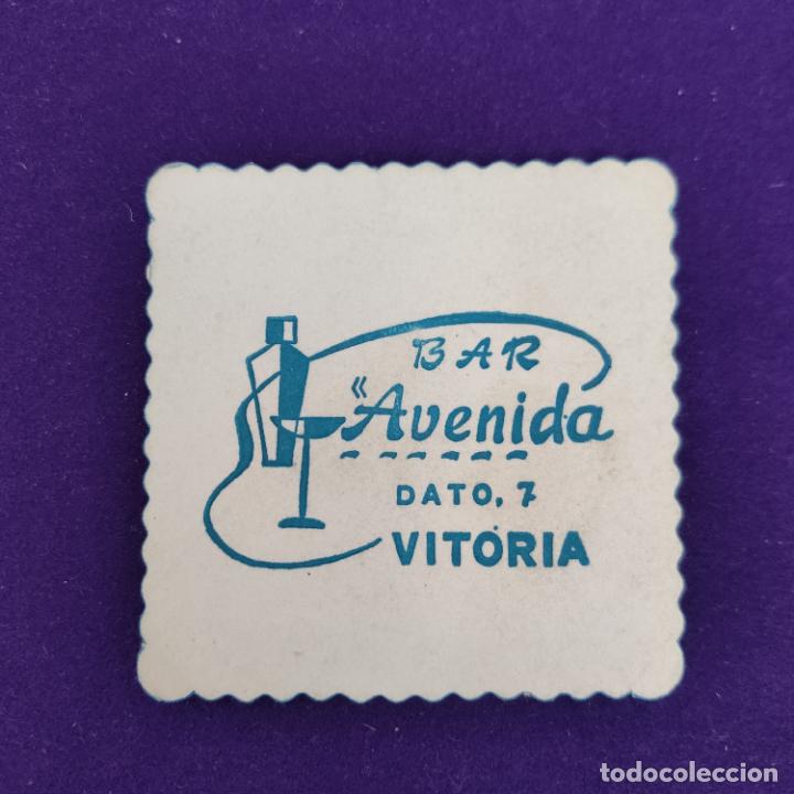 Etichette antiche: POSAVASOS DE VITORIA (ALAVA). BAR AVENIDA.