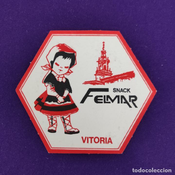 Alte Etiketten: POSAVASOS DE VITORIA (ALAVA). SNACK FELMAR.