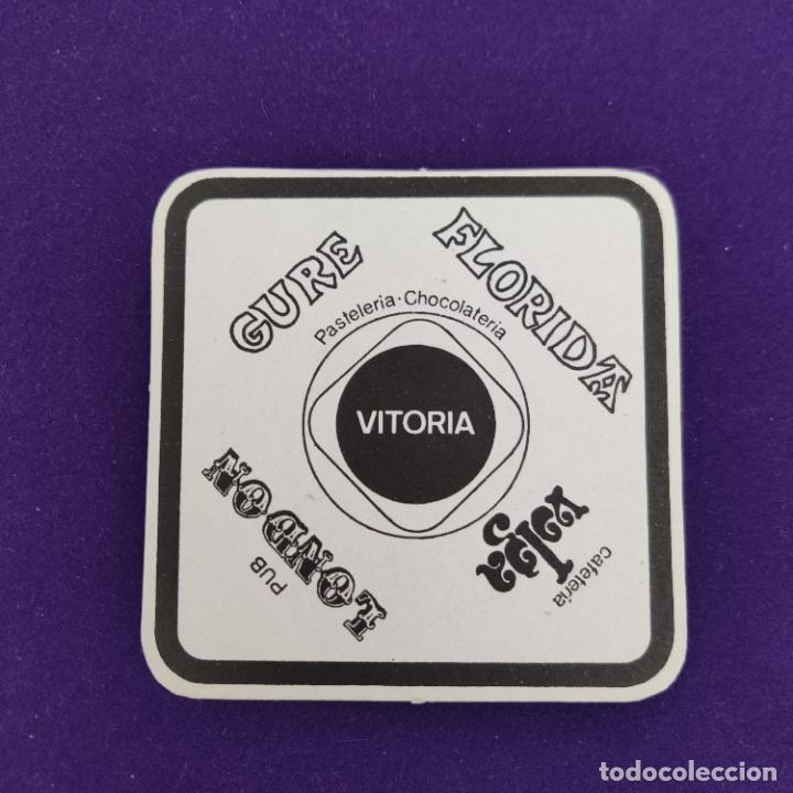 Alte Etiketten: POSAVASOS DE VITORIA (ALAVA). GURE FLORIDA, PUB LONDON, CAFETERIA VALGA.