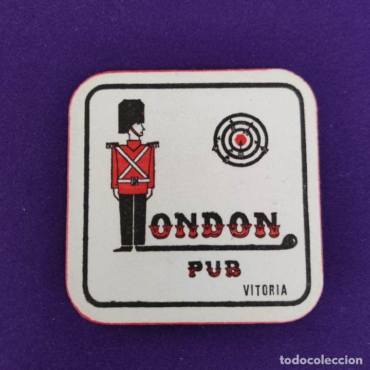 Alte Etiketten: POSAVASOS DE VITORIA (ALAVA). LONDON PUB.