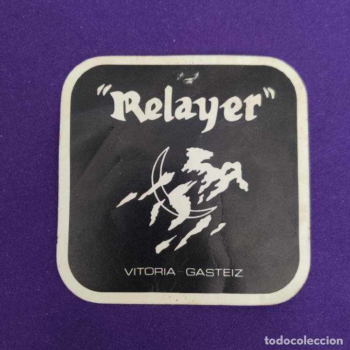 Etiquetas antiguas: POSAVASOS DE VITORIA (ALAVA). RELAYER. - Foto 1