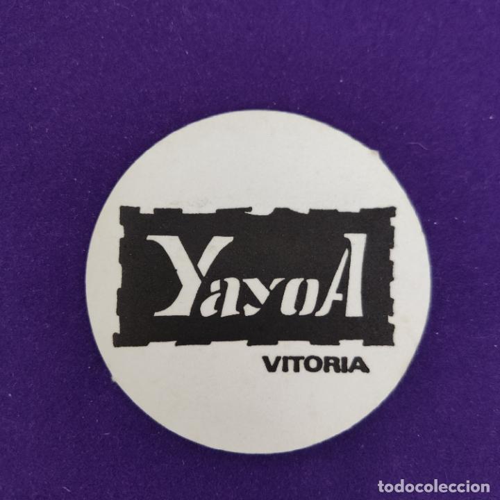 Etiquetas antiguas: POSAVASOS DE VITORIA (ALAVA). YAYOA. - Foto 1