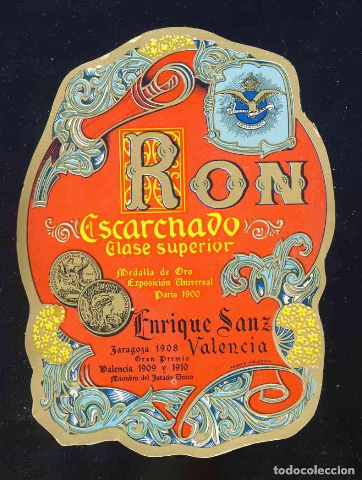 Old Labels: Etiqueta de licor: RON ESCARCHADO Clase superior, Enrique Sanz de Valencia