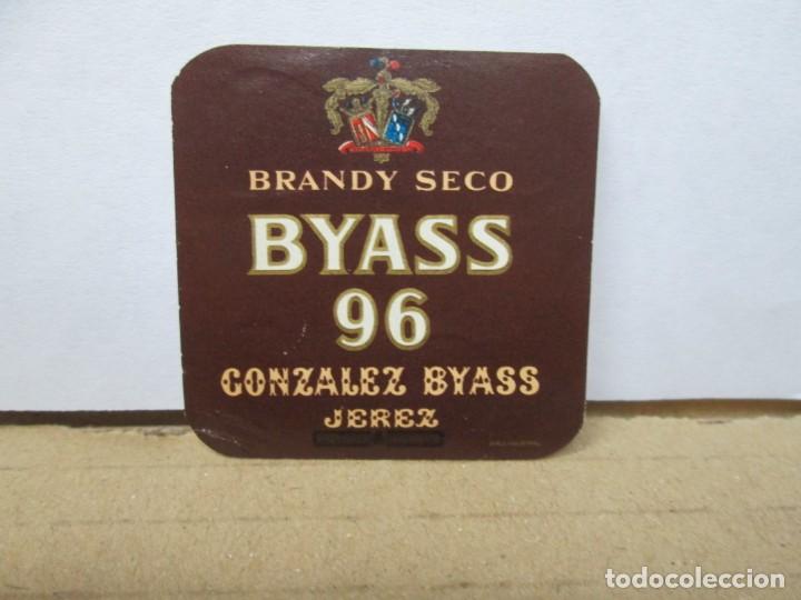 Etiquetas antiguas: ANTIGUA ETIQUETA BRANDY CO&Ntilde;AC, BYASS 96, ETIQUETA PEQUE&Ntilde;ITA