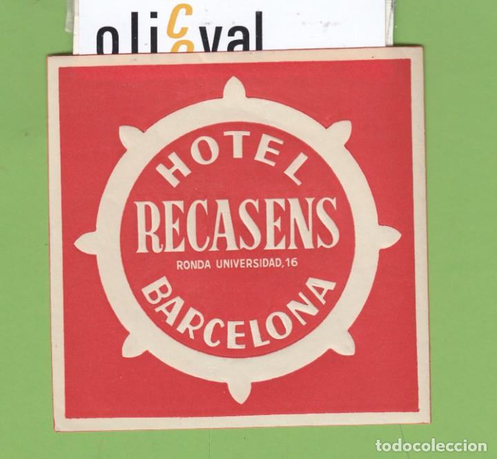 Etiquetas antiguas: ETIQUETA HOTEL RECASENS ROJA BARCELONA 95 X95 mm EH3329