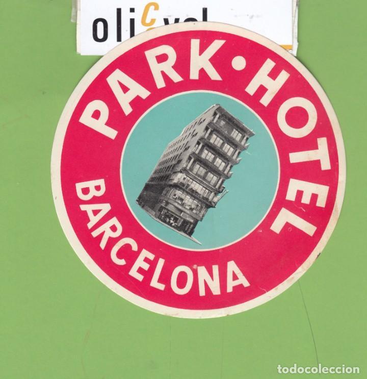 Etiquetas antiguas: ETIQUETA HOTEL PARK ROJA/AZUL BARCELONA TROQUEL 105 mm EH3345