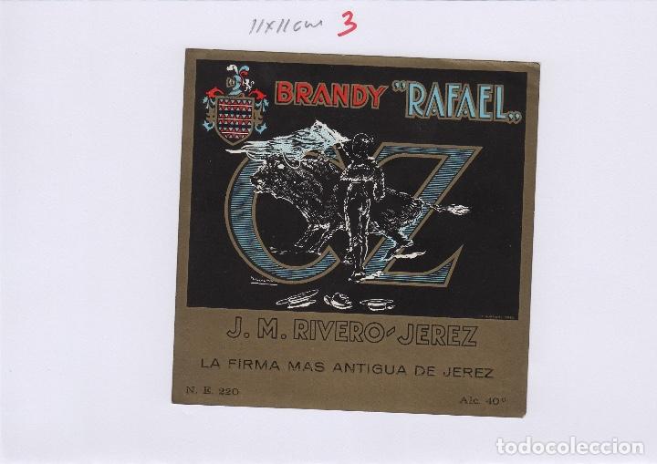 Etiquetas antiguas: J.M.RIVERO CZ . JEREZ BRANDY RAFAEL 11X 11 CM . ETIQUETA VINO ORIGINAL ref
