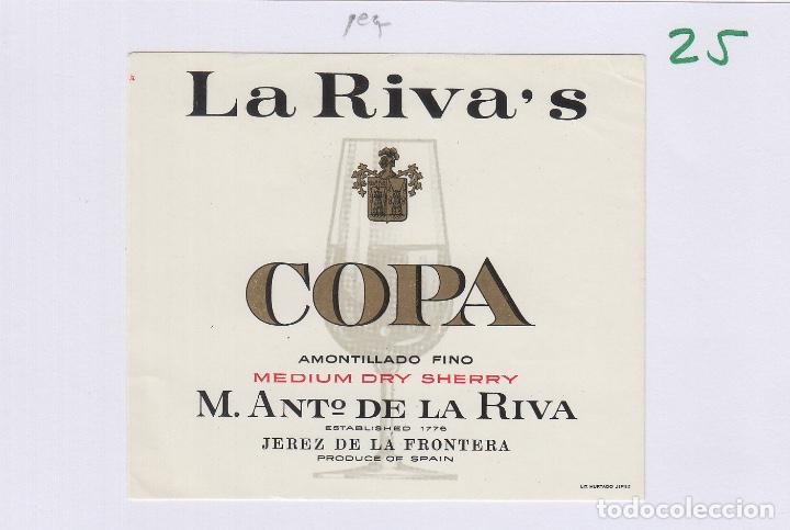 Etiquetas antigas: DE LA RIVA M. ANT&ordm; .JEREZ COPA AMONTILLADO . ETIQUETA PEQUE&Ntilde;A 8X7cm VINO ORIGINAL ref 25