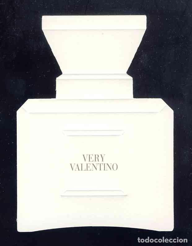Old Labels: Tarjeta perfume troquelada y con relieve: VERY VALENTINO. Probador