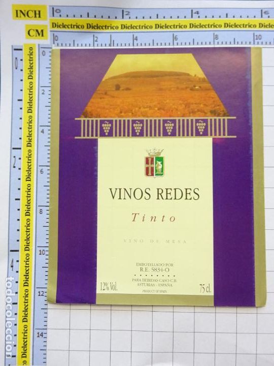 Alte Etiketten: ETIQUETA DE BEBIDAS. VINO LICORES. VINO DE ASTURIAS. VINOS REDES TINTO . 91