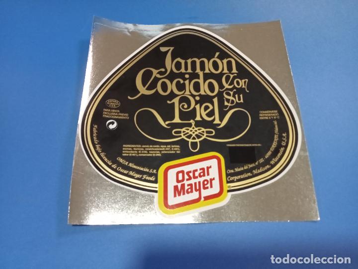 Old Labels: ETIQUETA PEGATINA. OSCAR MAYER. JAMON COCIDO CON SU PIEL. FONDO NEGRO. 17 X 18CM