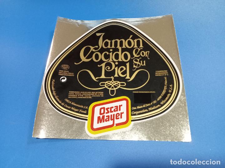 Old Labels: ETIQUETA PEGATINA. OSCAR MAYER. JAMON COCIDO CON SU PIEL. FONDO NEGRO. 17 X 18CM