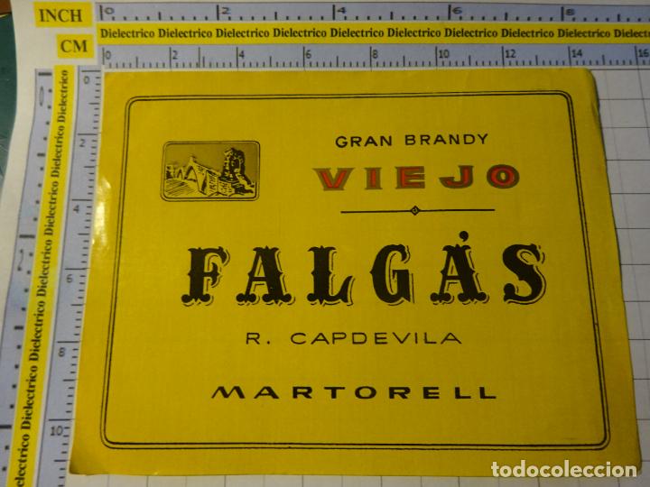 Etiquetas antiguas: ETIQUETA DE BEBIDAS. VINO LICORES. GRAN BRANDY VIEJO FALG&Aacute;S MARTORELL. 680