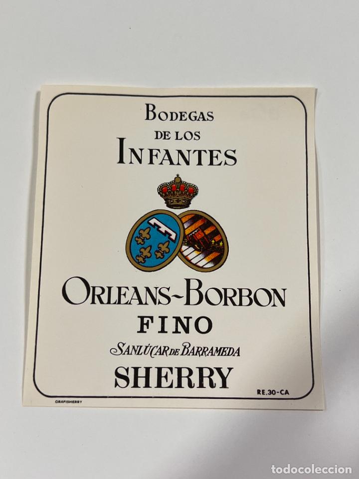Alte Etiketten: ETIQUETA. FINO ORLEANS-BORBON. BODEGAS DE LOS INFANTES. SANL&Uacute;CAR DE BARRAMEDA. MEDIDAS: 10X8.5 CM