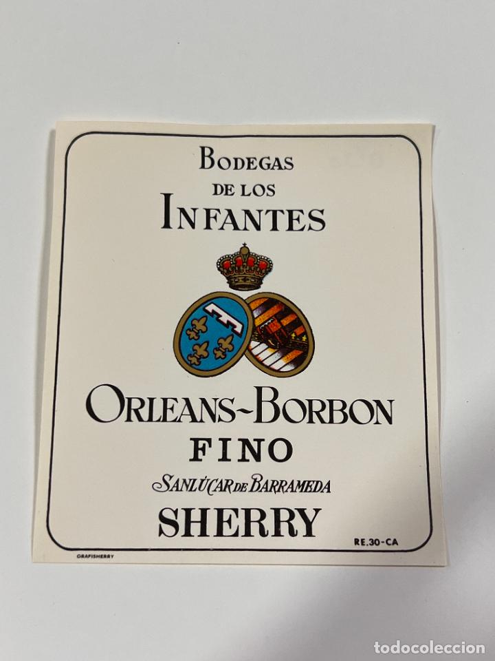 Alte Etiketten: ETIQUETA. FINO ORLEANS-BORBON. BODEGAS DE LOS INFANTES. SANL&Uacute;CAR DE BARRAMEDA. MEDIDAS: 10X8.5 CM