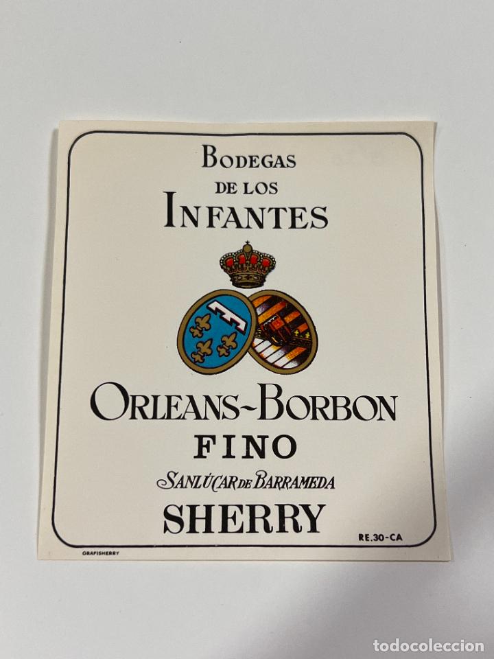 Alte Etiketten: ETIQUETA. FINO ORLEANS-BORBON. BODEGAS DE LOS INFANTES. SANL&Uacute;CAR DE BARRAMEDA. MEDIDAS: 10X8.5 CM