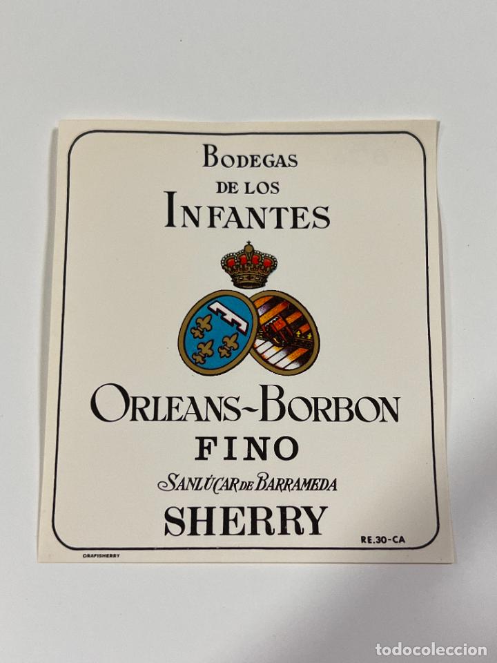 Alte Etiketten: ETIQUETA. FINO ORLEANS-BORBON. BODEGAS DE LOS INFANTES. SANL&Uacute;CAR DE BARRAMEDA. MEDIDAS: 10X8.5 CM