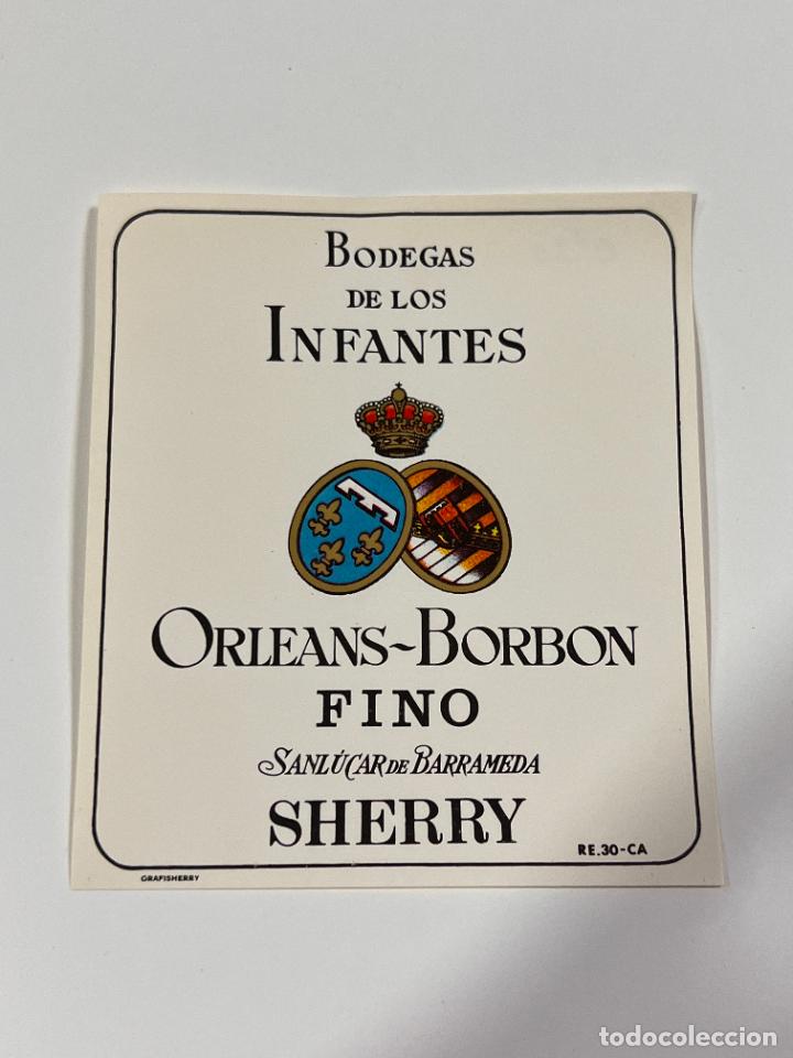 Alte Etiketten: ETIQUETA. FINO ORLEANS-BORBON. BODEGAS DE LOS INFANTES. SANL&Uacute;CAR DE BARRAMEDA. MEDIDAS: 10X8.5 CM