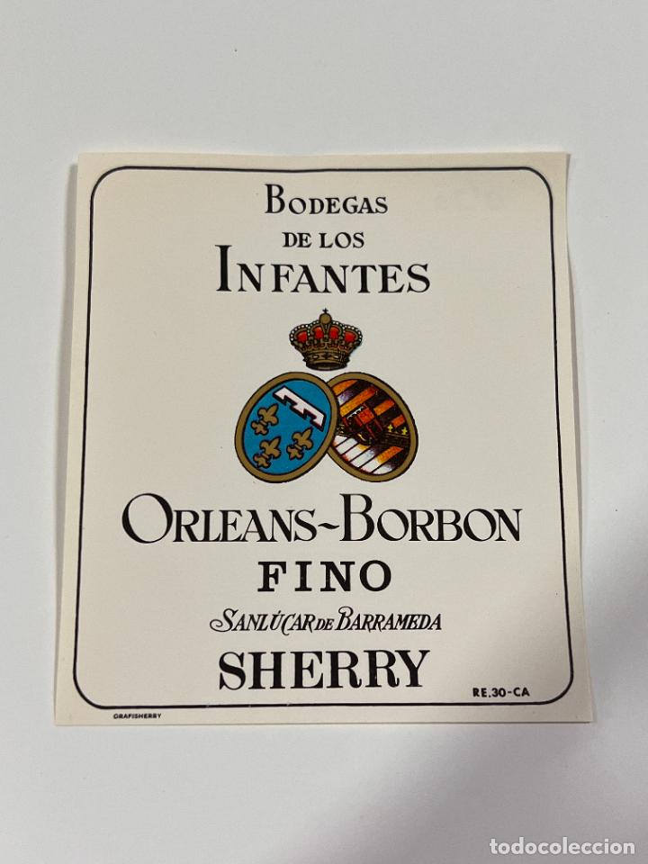 Alte Etiketten: ETIQUETA. FINO ORLEANS-BORBON. BODEGAS DE LOS INFANTES. SANL&Uacute;CAR DE BARRAMEDA. MEDIDAS: 10X8.5 CM