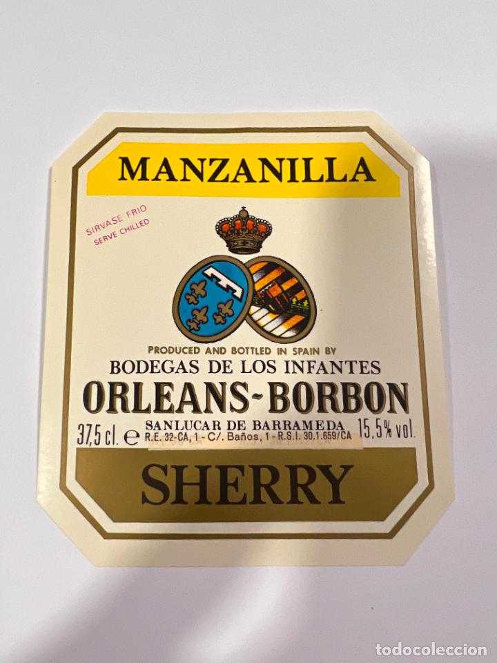 Alte Etiketten: ETIQUETA. MANZANILLA. BODEGAS DE LOS INFANTES. ORLEANS-BORBON. SHERRY. SANL&Uacute;CAR. MEDIDAS: 10 X 9 CM