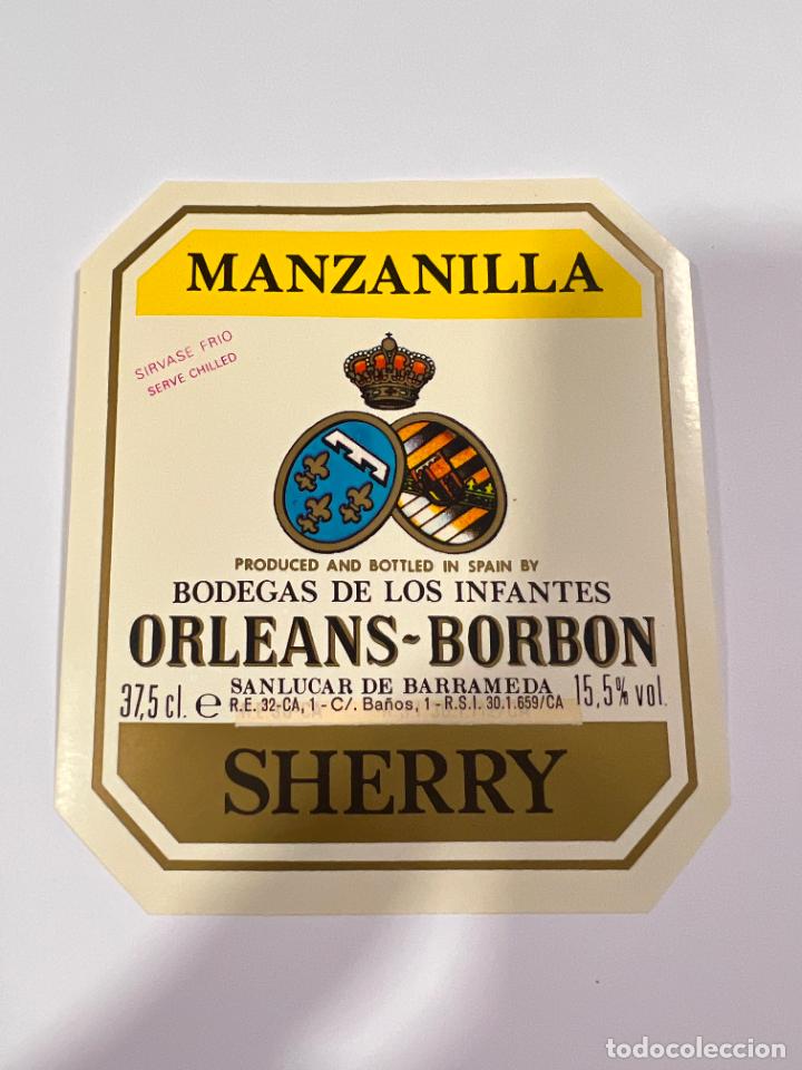 Alte Etiketten: ETIQUETA. MANZANILLA. BODEGAS DE LOS INFANTES. ORLEANS-BORBON. SHERRY. SANL&Uacute;CAR. MEDIDAS: 10 X 9 CM
