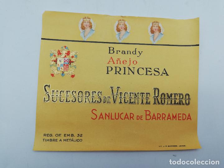 Alte Etiketten: ETIQUETA. BRANDY A&Ntilde;EJO PRINCESA. SUCESORES DE VICENTE ROMERO. SANLUCAR. MEDIDAS:13.5 X 11.5 CM APROX