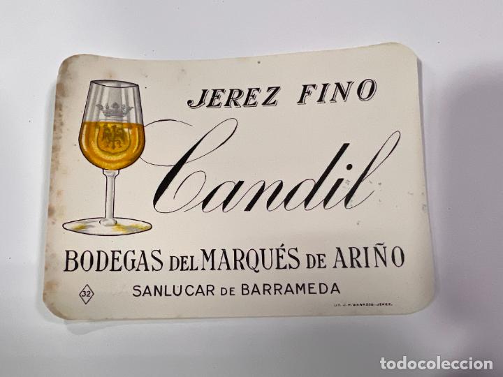 Etiquetas antiguas: ETIQUETA. JEREZ FINO. CANDIL. BODEGAS DEL MARQU&Eacute;S DE ARI&Ntilde;O. SANL&Uacute;CAR. MEDIDAS: 12.5 X 9 CM