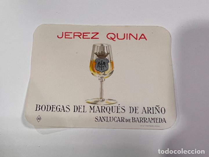 Etiquetas antiguas: ETIQUETA. JEREZ QUINA. BODEGAS DEL MARQU&Eacute;S DE ARI&Ntilde;O. SANL&Uacute;CAR DE BARRAMEDA. MEDIDAS: 12.5 X 9 CM