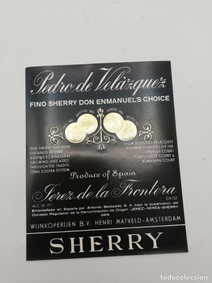 Etichette antiche: ETIQUETA. PEDRO DE VELAZQUEZ. FINO SHERRY DON ENMANUEL&acute;S CHOICE. JEREZ. MED : 13 X 10 CM APROX