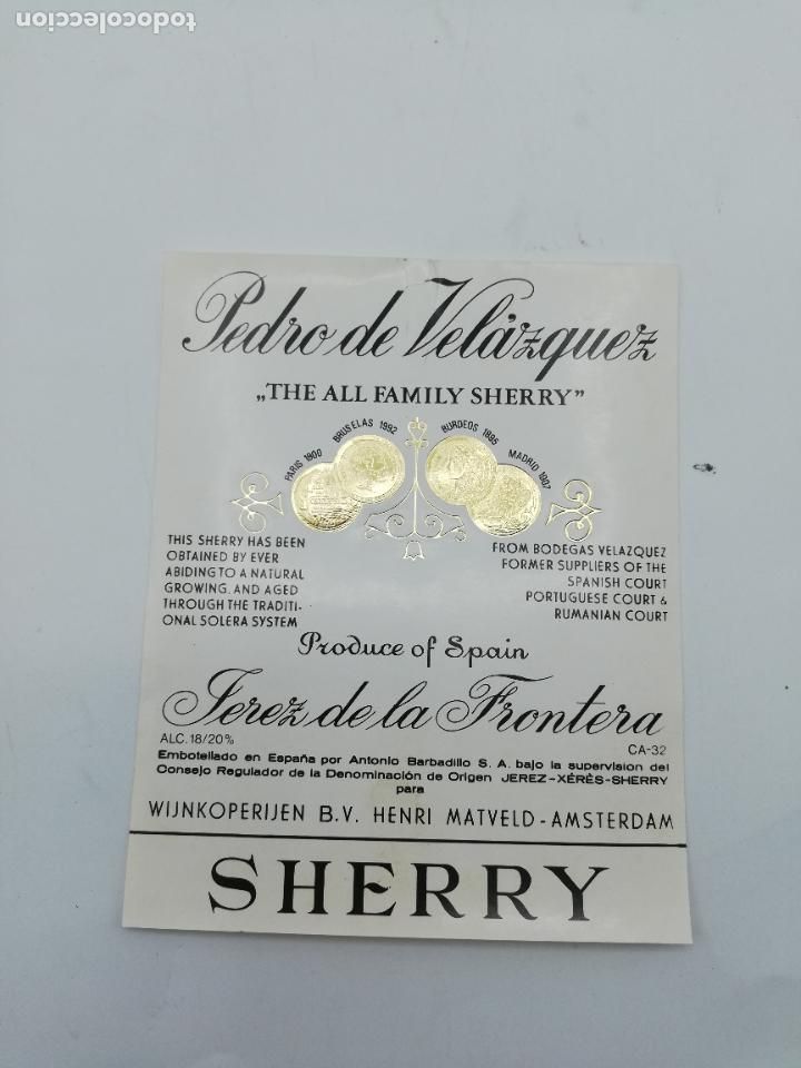 Etichette antiche: ETIQUETA. THE ALL FAMILY SHERRY. JEREZ DE LA FRONTERA. MED : 13 X 10 CM APROX