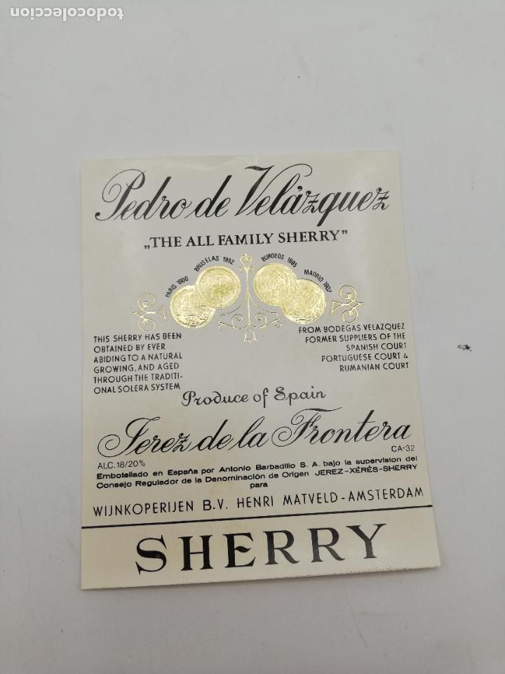 Etichette antiche: ETIQUETA. THE ALL FAMILY SHERRY. JEREZ DE LA FRONTERA. MED : 13 X 10 CM APROX