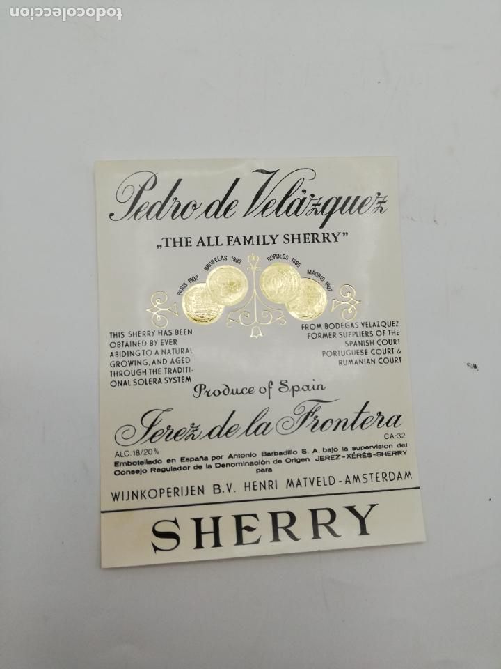 Etichette antiche: ETIQUETA. THE ALL FAMILY SHERRY. JEREZ DE LA FRONTERA. MED : 13 X 10 CM APROX