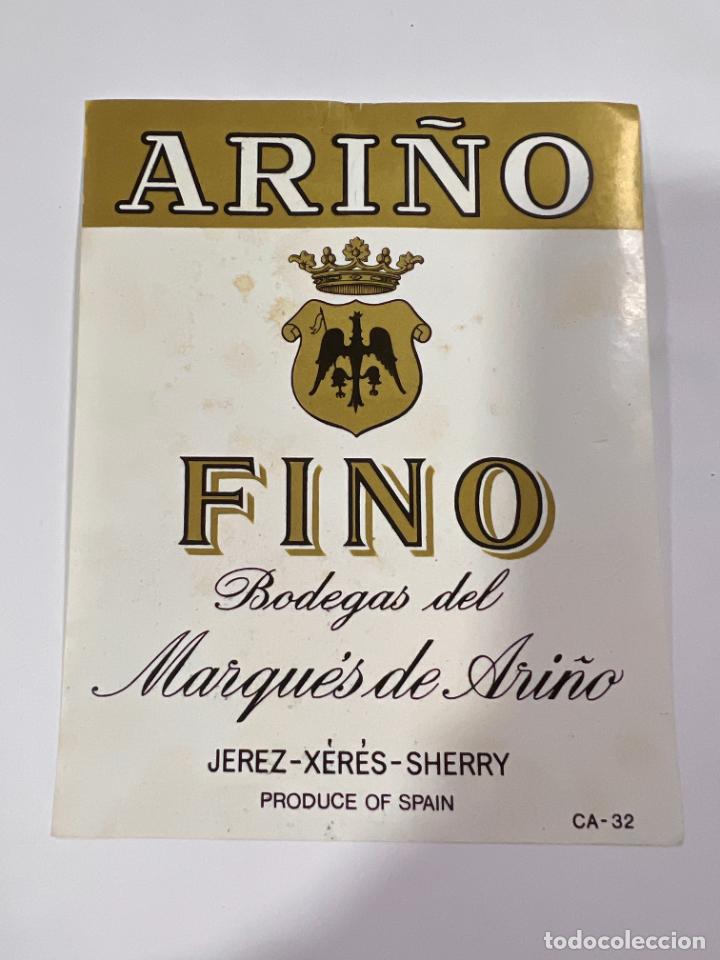 Etichette antiche: ETIQUETA. FINO. BODEGAS DEL MARQU&Eacute;S DE ARI&Ntilde;O. JEREZ. MEDIDAS APROX.: 12.5 X 10 CM
